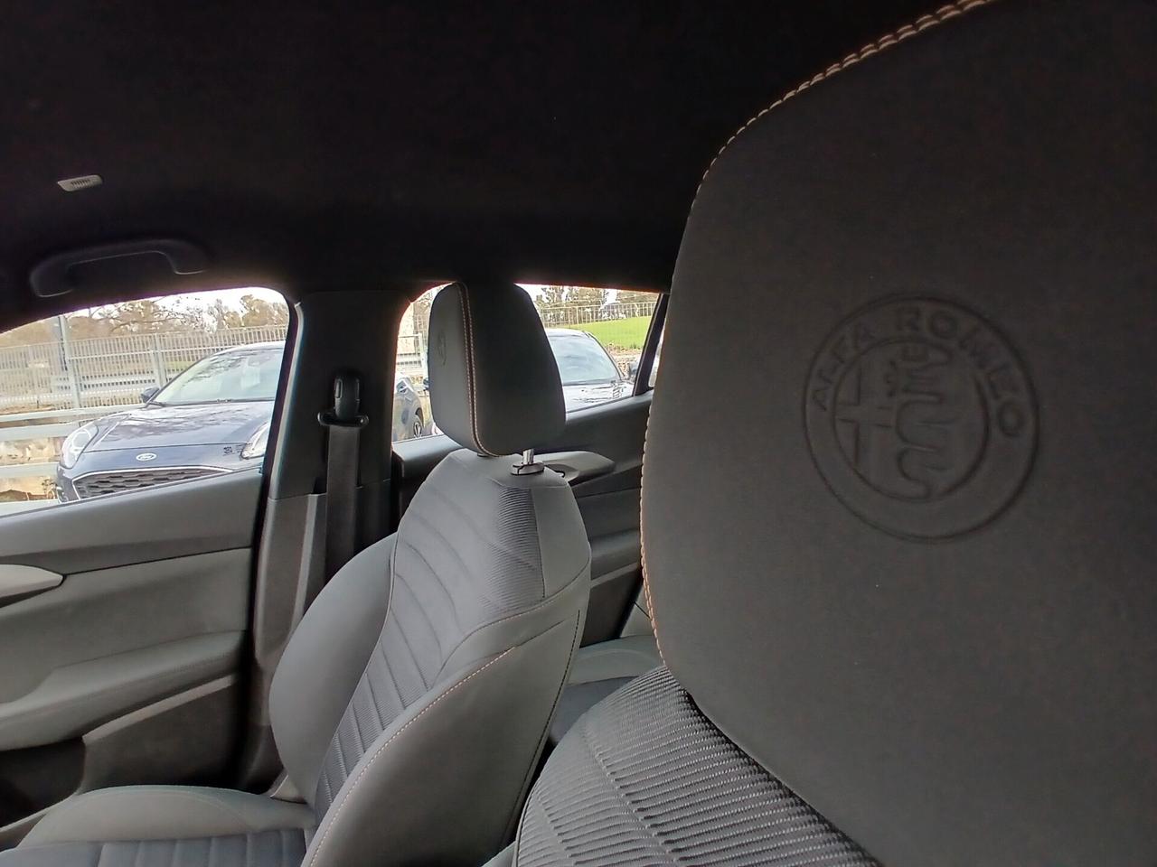 Alfa Romeo Tonale 1.6 diesel 130 CV TCT6 Veloce