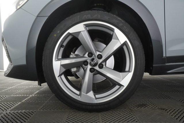 AUDI A1 A1 citycarver 35 TFSI Identity Contrast