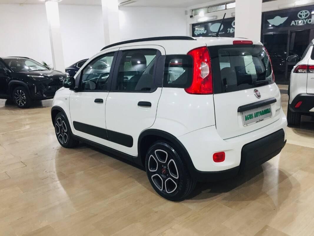 Fiat Panda 1.0 FireFly S&S Hybrid City Cross