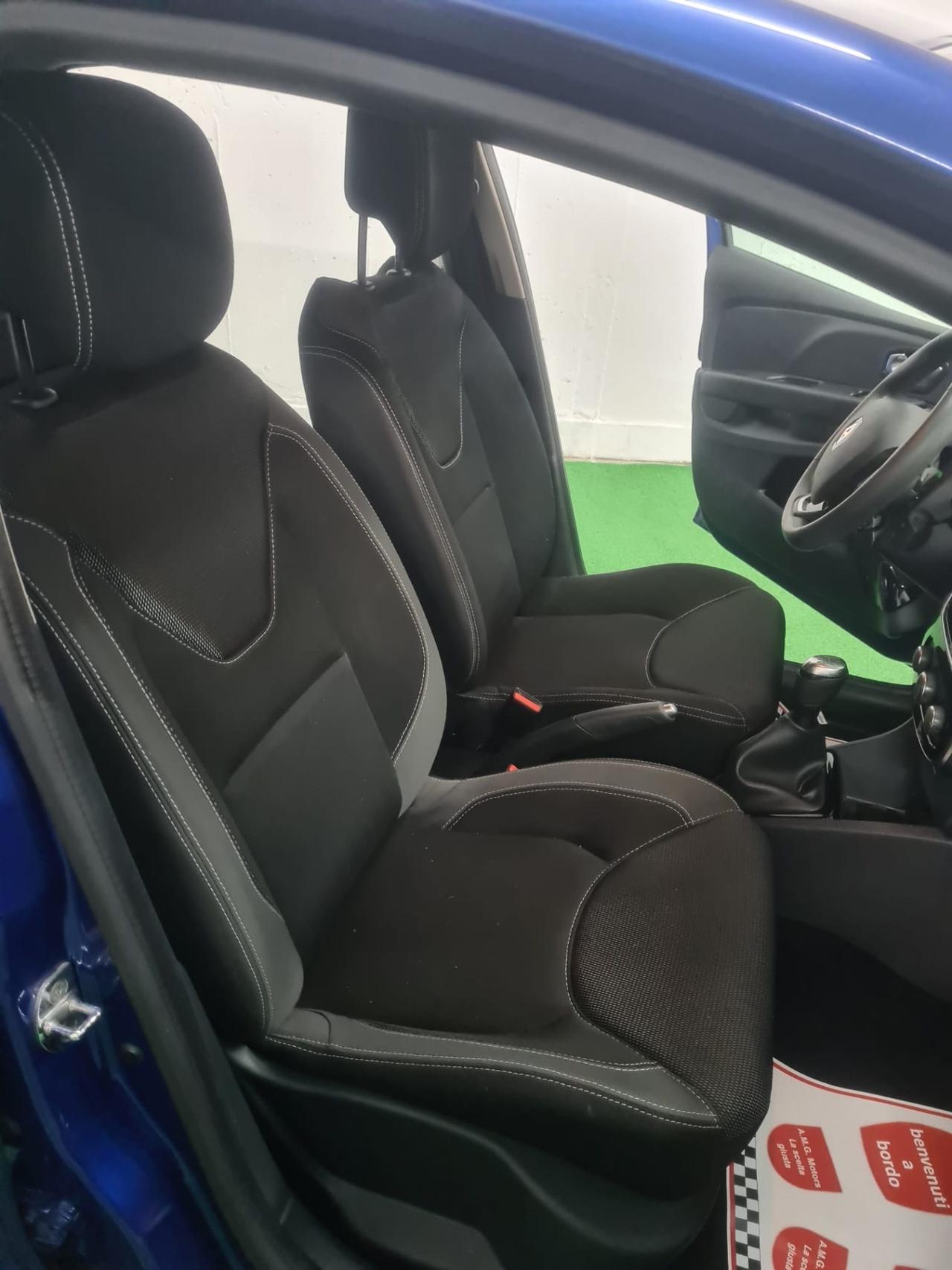 Renault Clio dCi 8V 75 CV 5 porte Moschino Intens