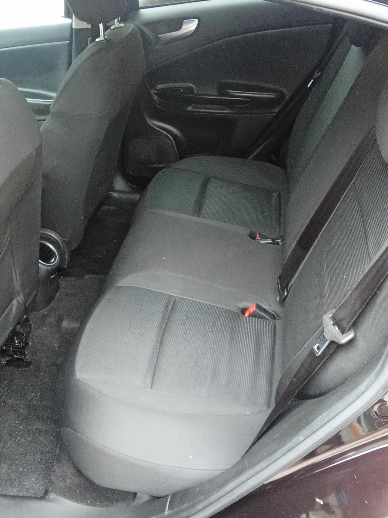 Alfa Romeo Giulietta 2.0 JTDm-2 140 CV 012