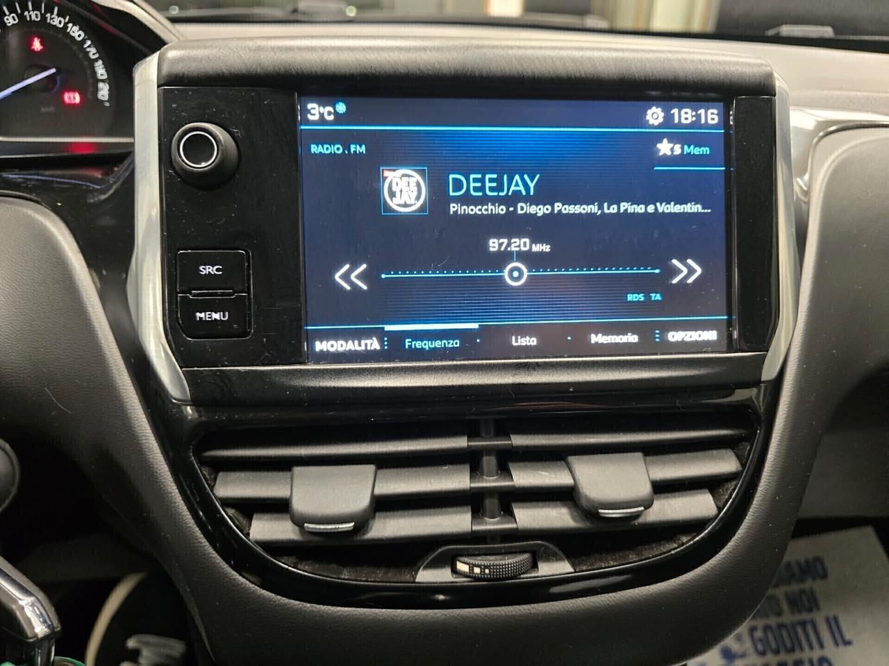 Peugeot 208 PureTech 82 5 porte Active NEOPATENTATI