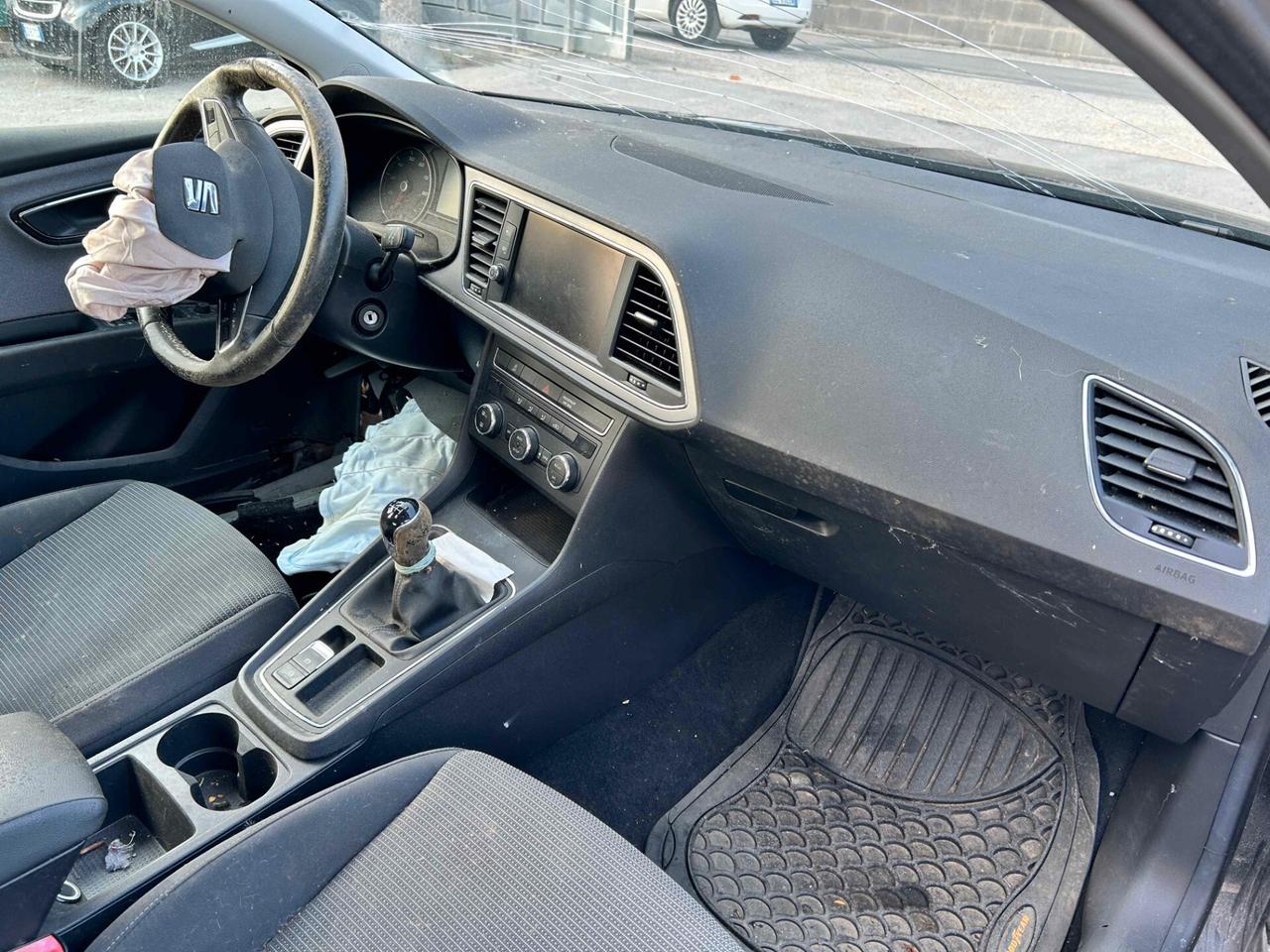 Seat Leon 1.5 TGI Metano 130CV - 2020 Incidentata