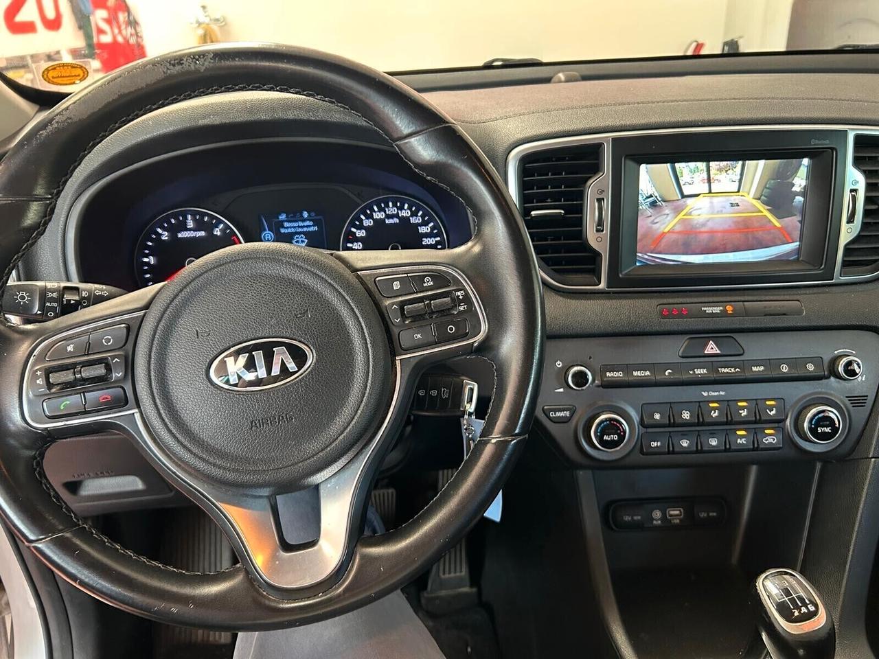 KIA SPORTAGE Diesel 1.7 CRDI CV 116 Km 180.096 X NEOPATENTATI Garanzia 12 mesi