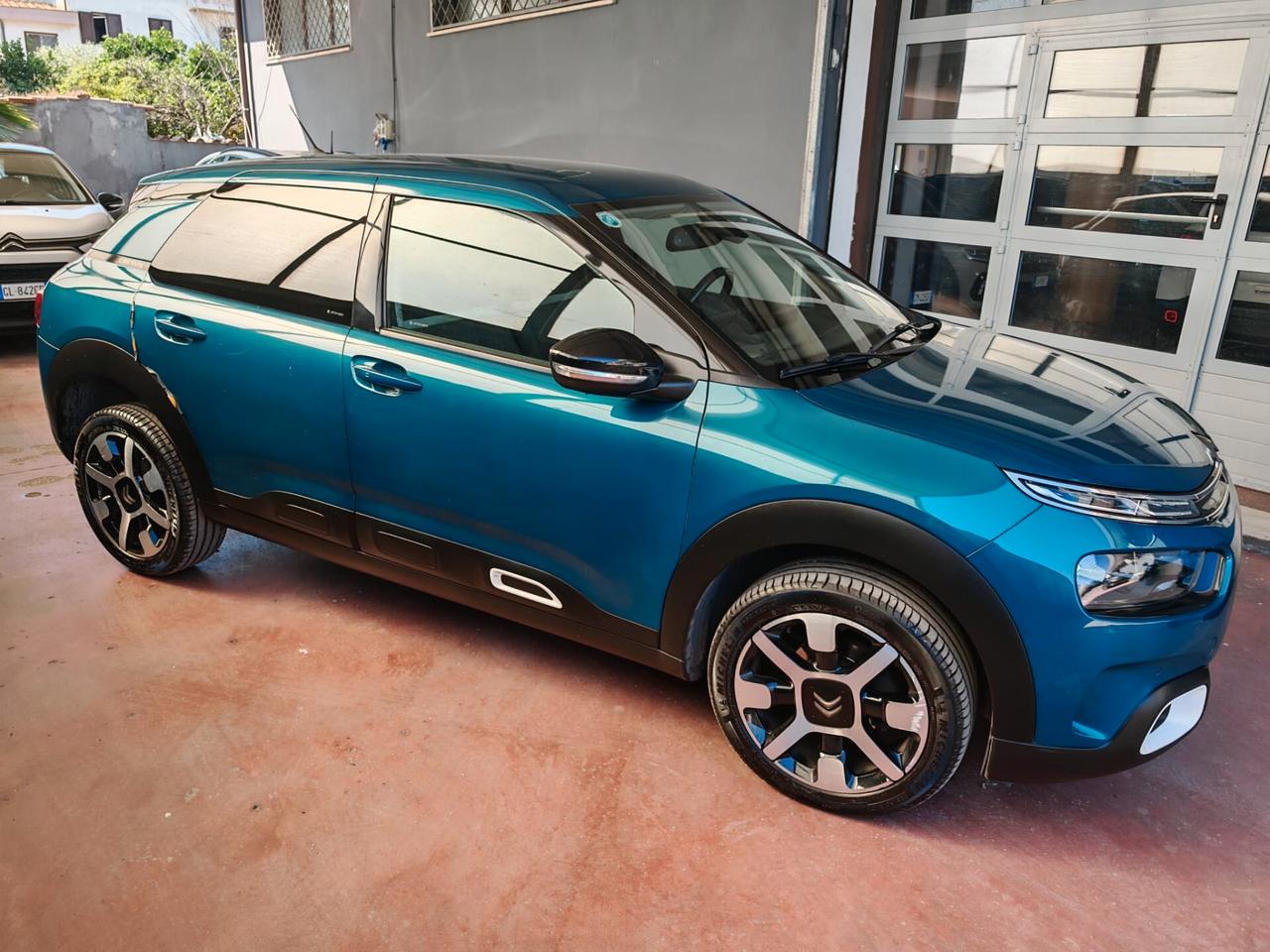 Citroen C4 Cactus BlueHDi 100 S&S Shine