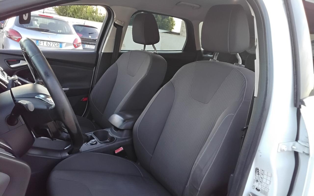 Ford Focus 1.6 TDCi 115 CV SW Titanium