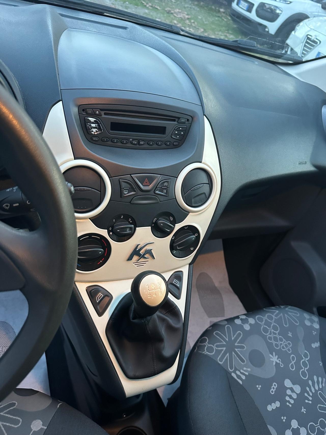 Ford Ka Ka+ 1.2 8V 69CV Titanium