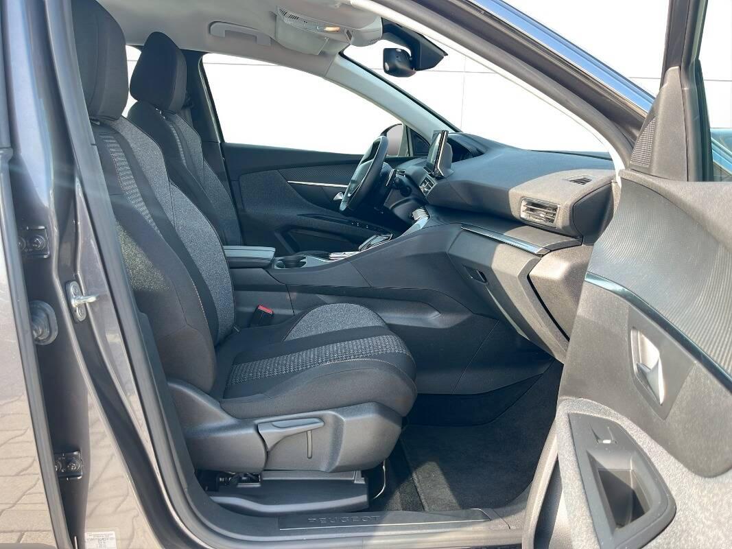 Peugeot 5008 1.5 bluehdi Business s&s 130cv eat8 - 7 POSTI