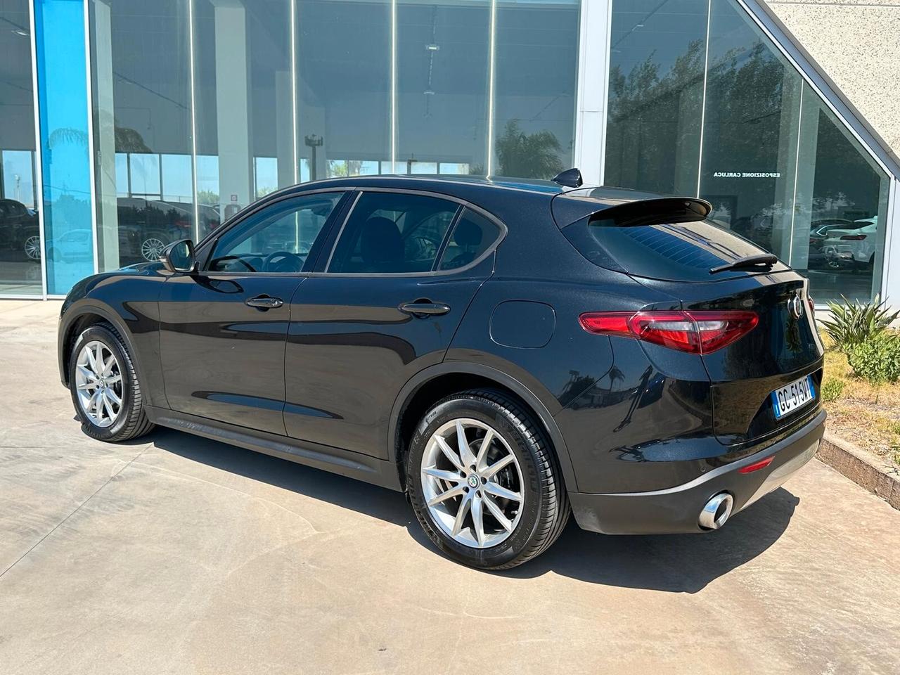 Alfa Romeo Stelvio 2.2 possibilità noleggio no scoring