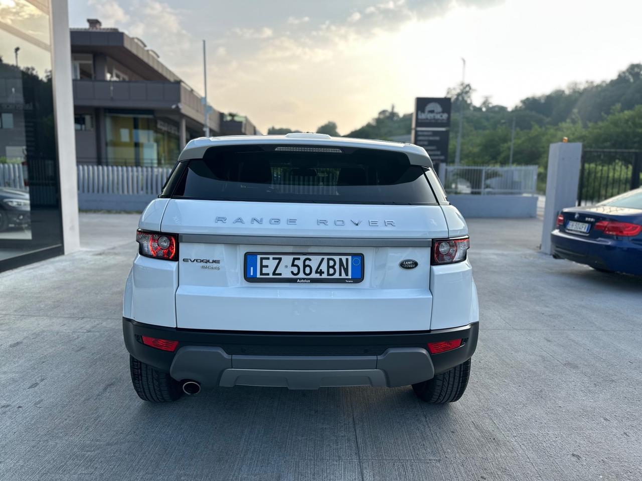 Land Rover Range Evoque 2.2 TD4 5p. Pure Tech Pack