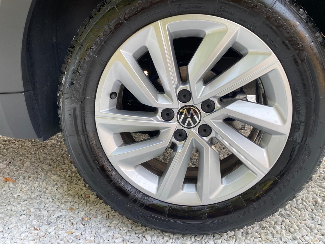 Volkswagen T-Cross 1.0 TSI 110 CV DSG Style NEOPATENTATI!!!