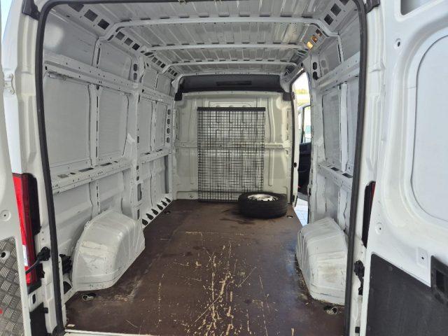 FIAT Ducato 30 2.2 Mjt 120CV PC-TN Furgone