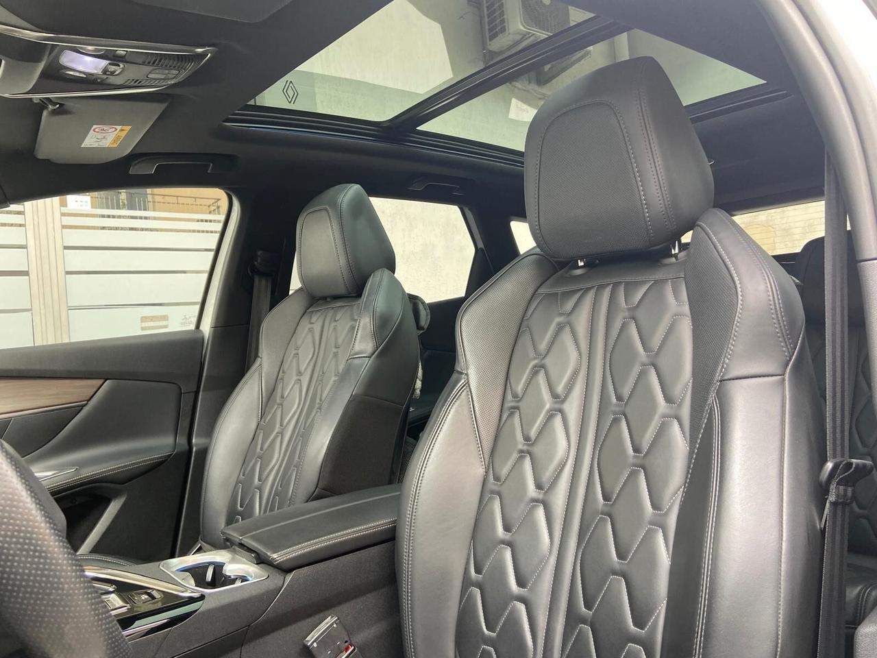 Peugeot 3008 Hybrid4 300 e-EAT8 GT Pack