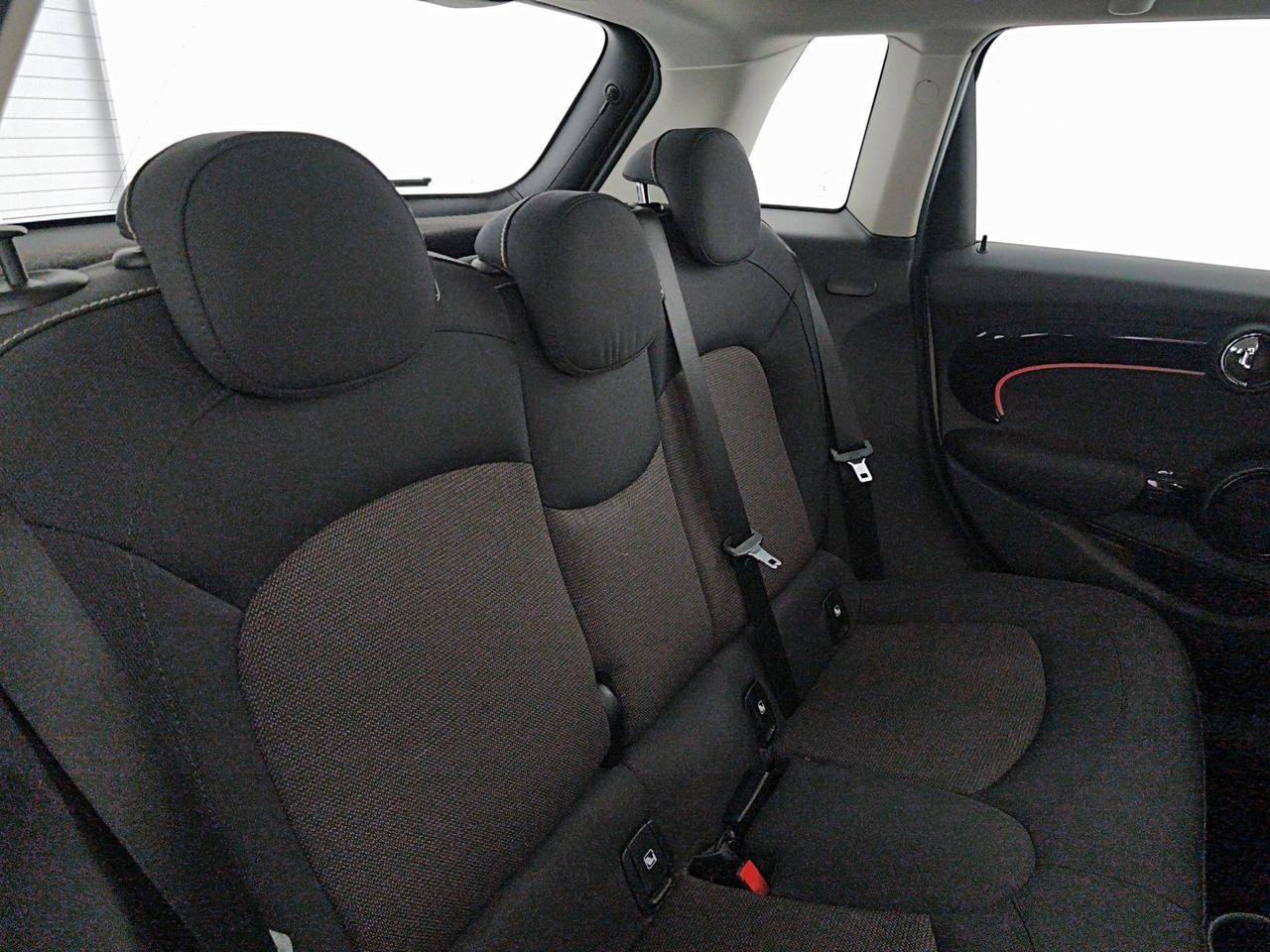 MINI Mini One Classic 55kW 5 Porte