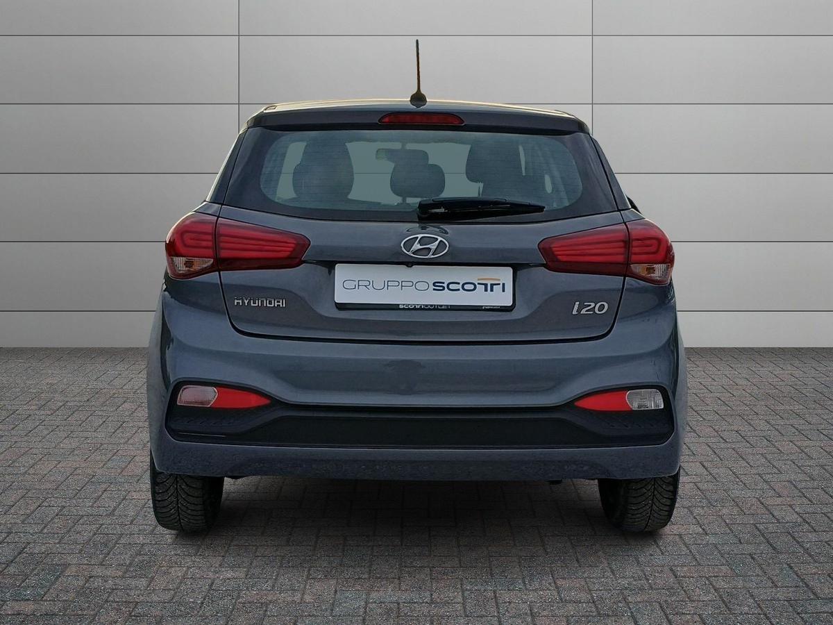 HYUNDAI i20 II 2018 - i20 1.2 mpi Connectline 75cv 5p