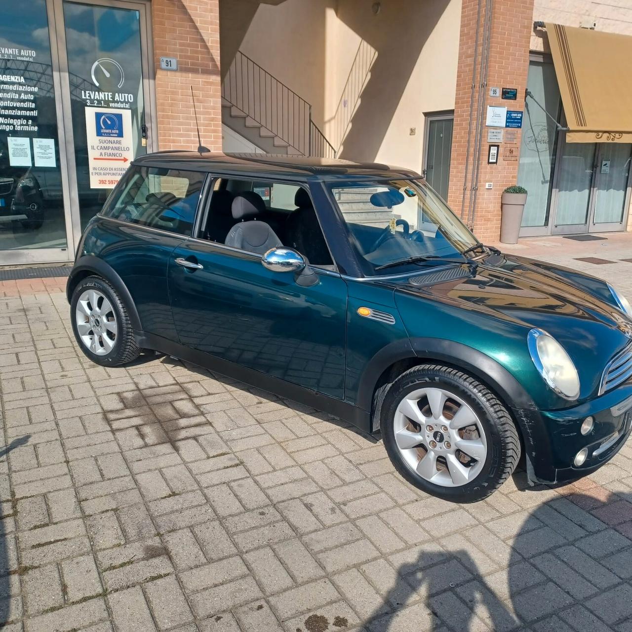 NEOPATENTATI MINI ONE 1.6 BENZINA GARANZIA 12 MESI