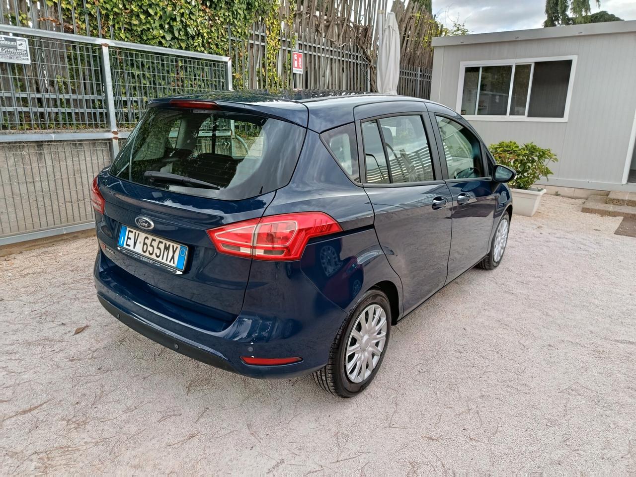 Ford B-Max 1.4 90 CV GPL Business Titanium