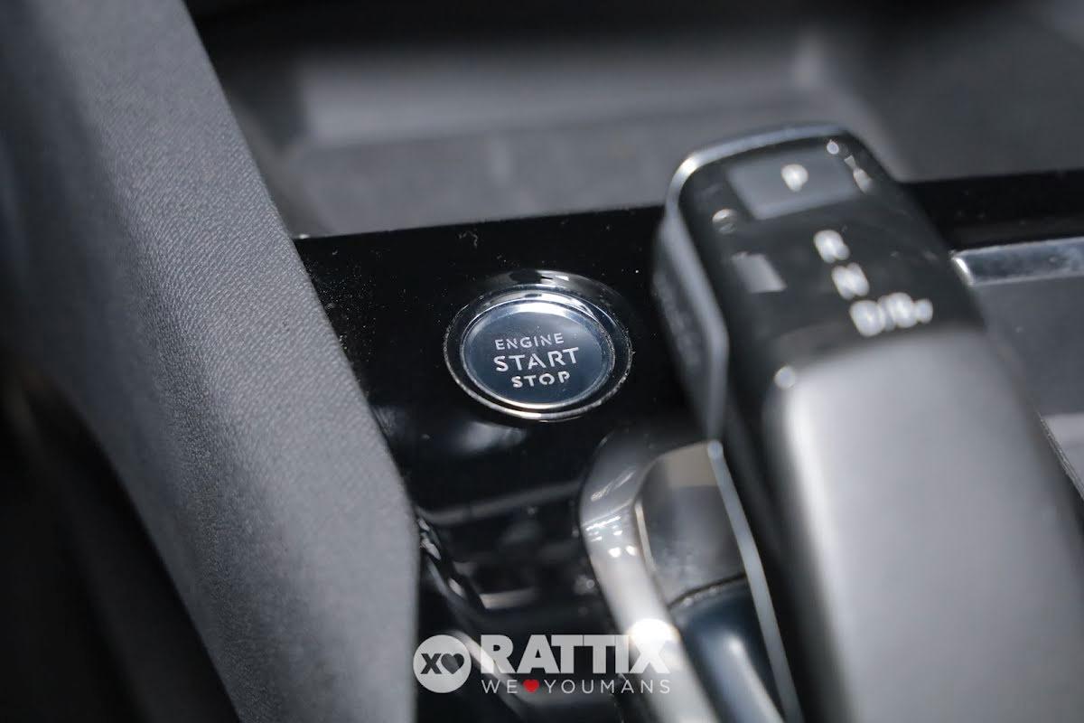 Peugeot 3008 1.6 Hybrid4 PHEV 300CV GT Pack e-EAT8