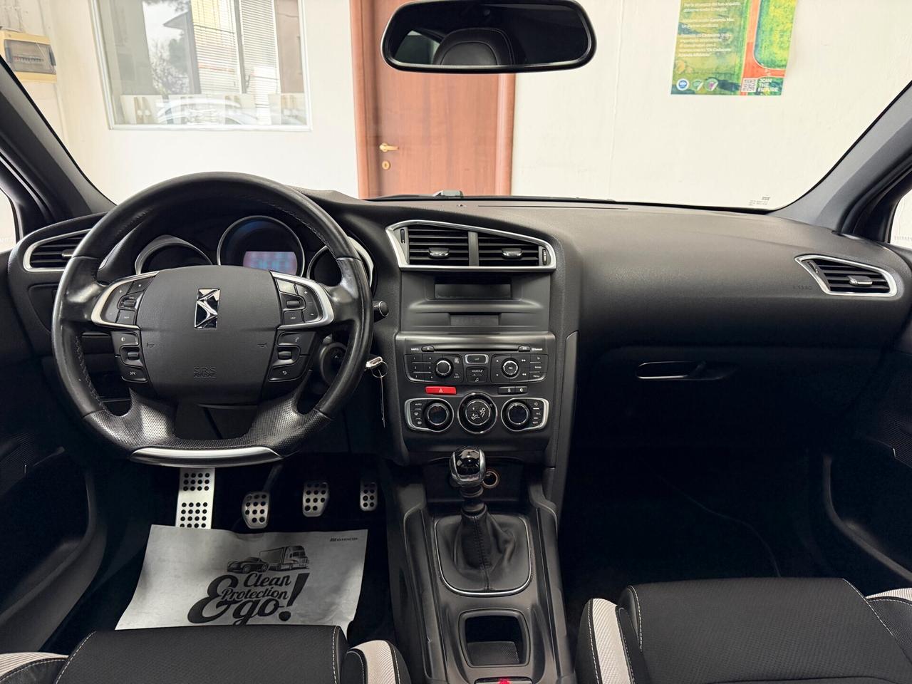 DS4 2013 1.6 e-HDi 115 airdream Chic OK NEOPATENTATI