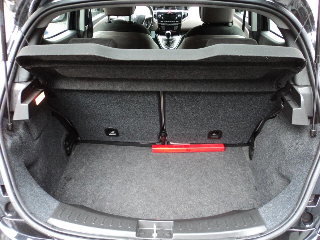 Lancia Ypsilon 1.2 69 CV 5 porte Elle