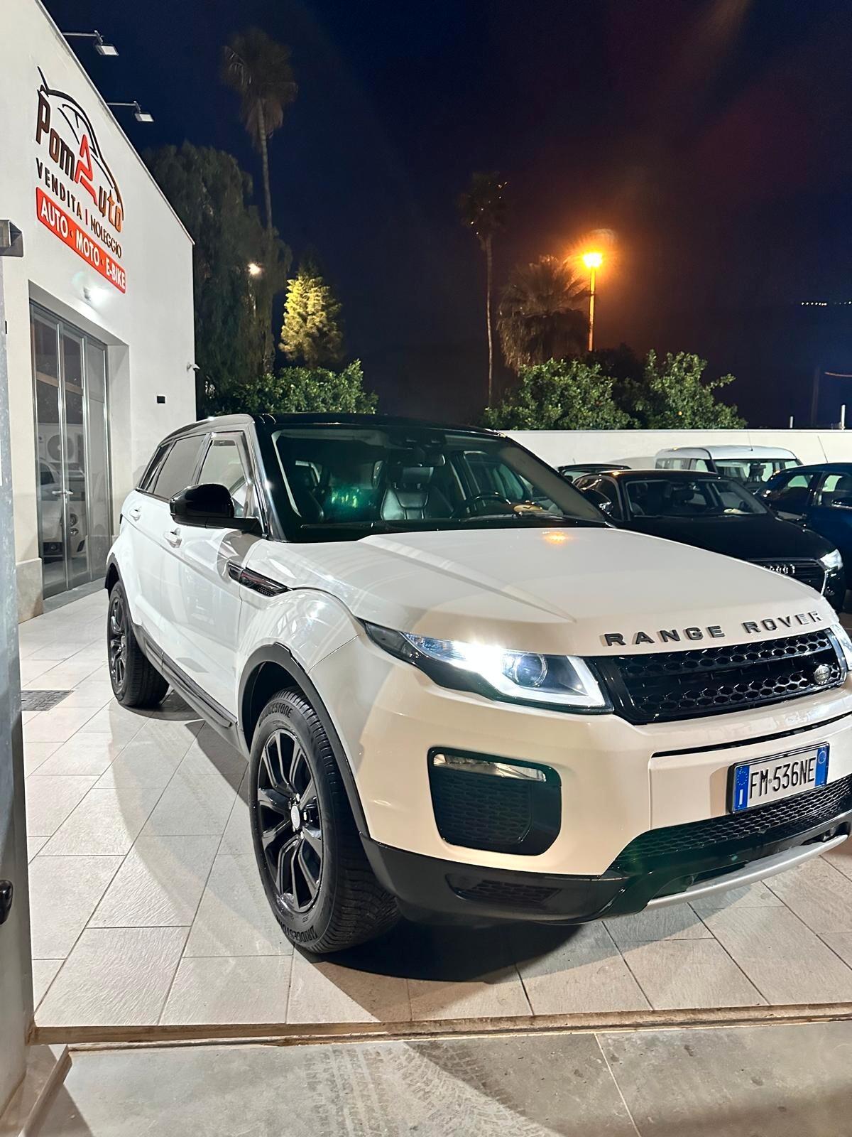 Land Rover Range Evoque 2.0 TD4 180 CV 5p. SE Dynamic