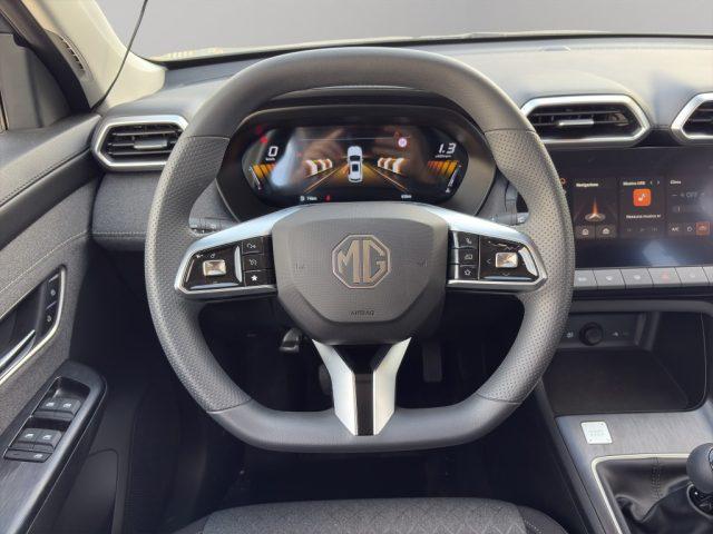MG ZS 1.5 Standard