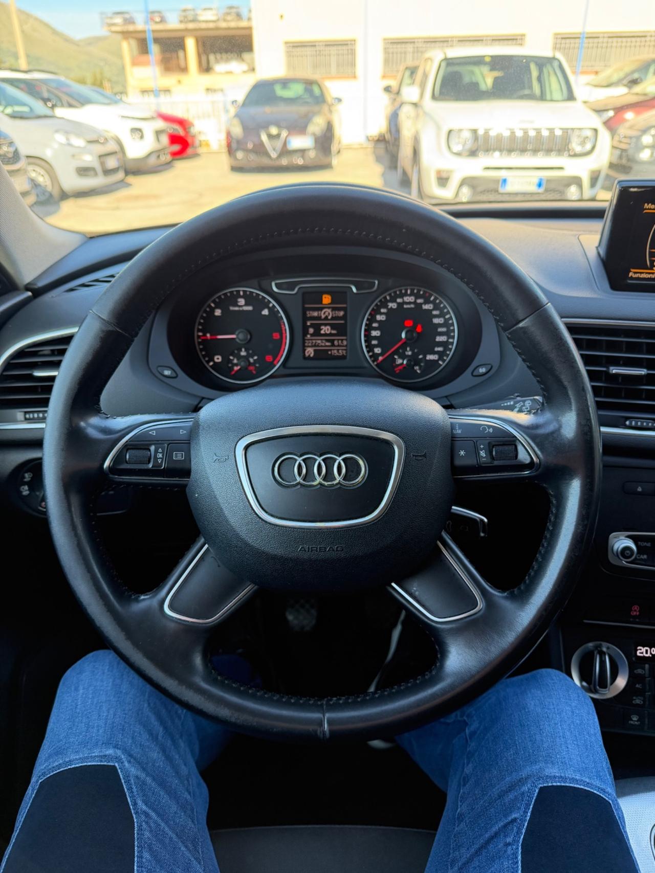 Audi Q3 2.0 TDI 140cv