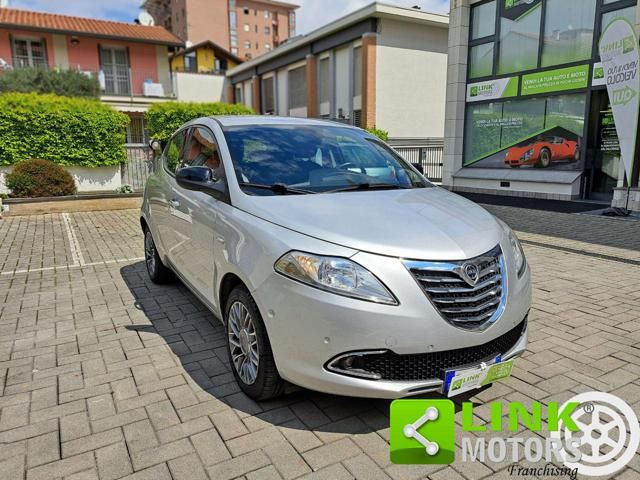 LANCIA Ypsilon 0.9 TwinAir 85 CV 5 porteS&amp;S DFN Platinum GARANZIA