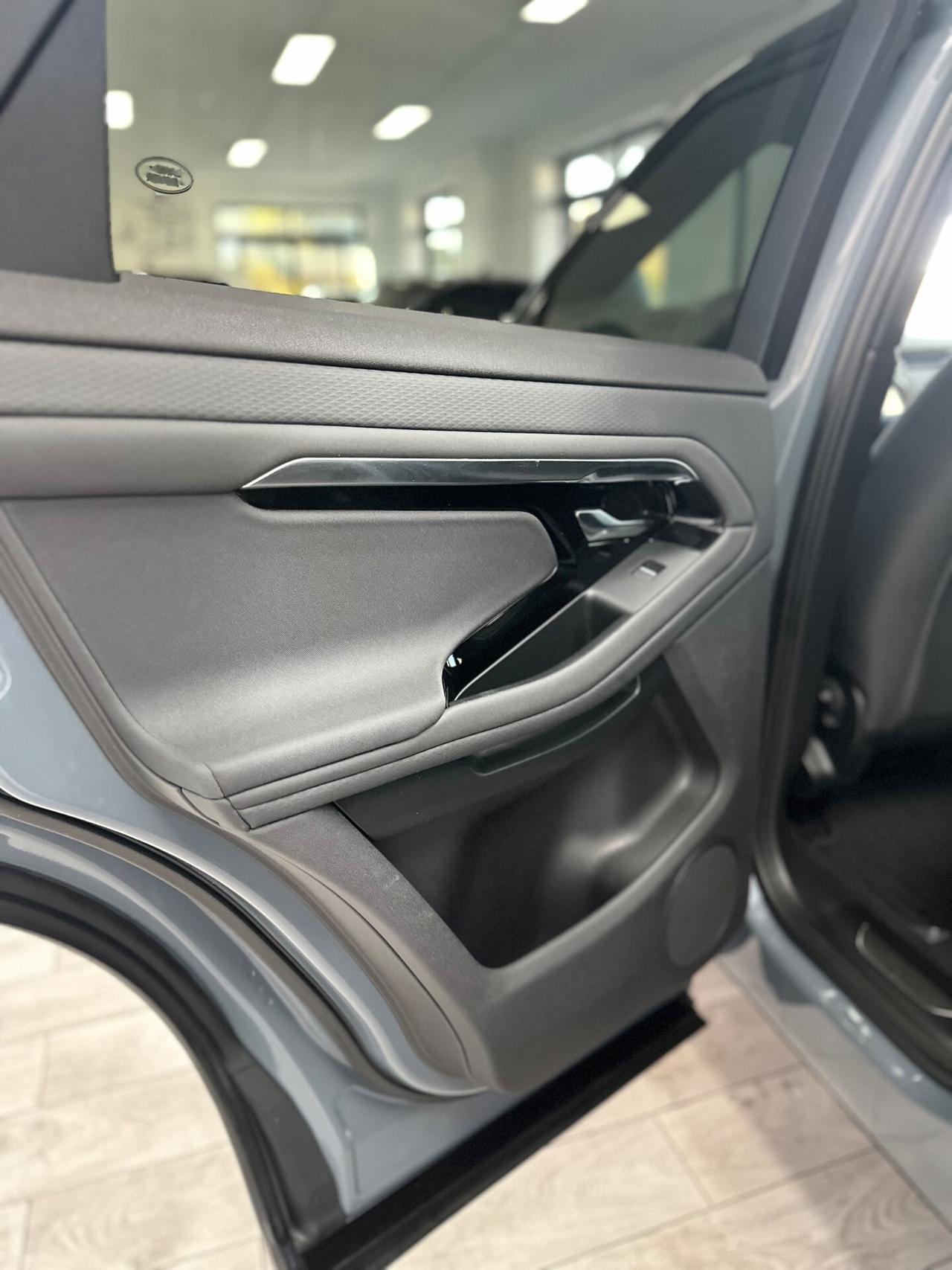 Land Rover Range Evoque 2.0D I4 163 CV AWD Auto R-Dynamic HSE