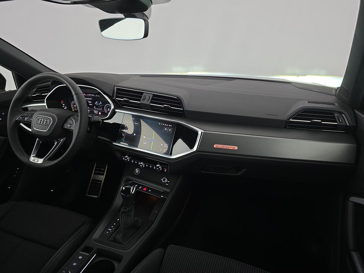 Audi Q3 sportback 40 2.0 tdi identity black quattro 193cv s-tronic