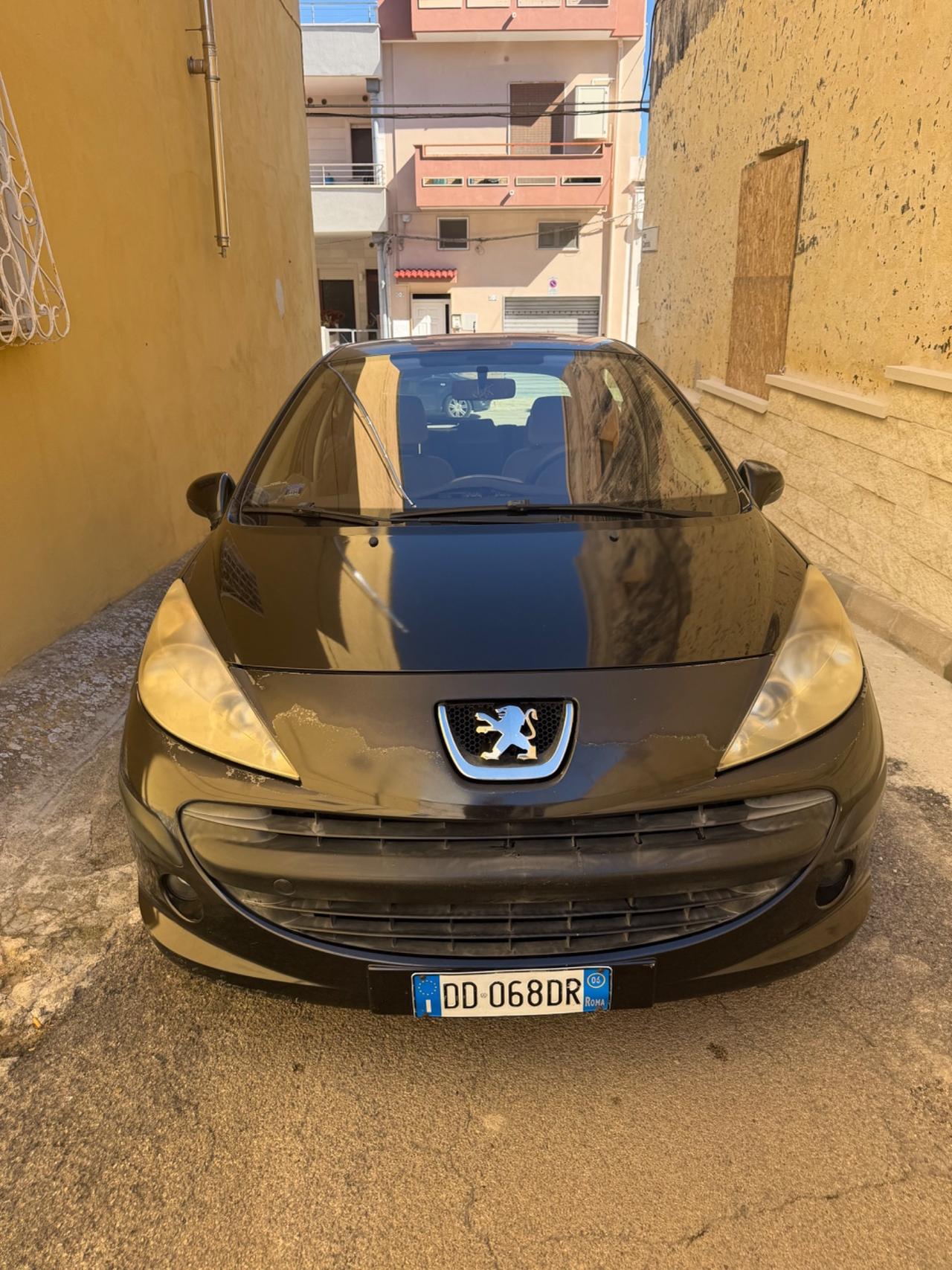 Peugeot 207 1.4 HDi 70CV 5p. ONE Line
