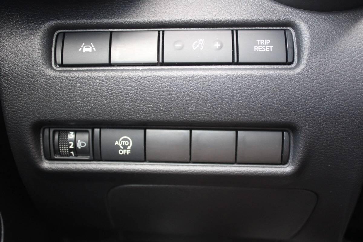 Nissan Juke 1.0 dig-t N-Connecta 114cv con Telecam e CarPlay