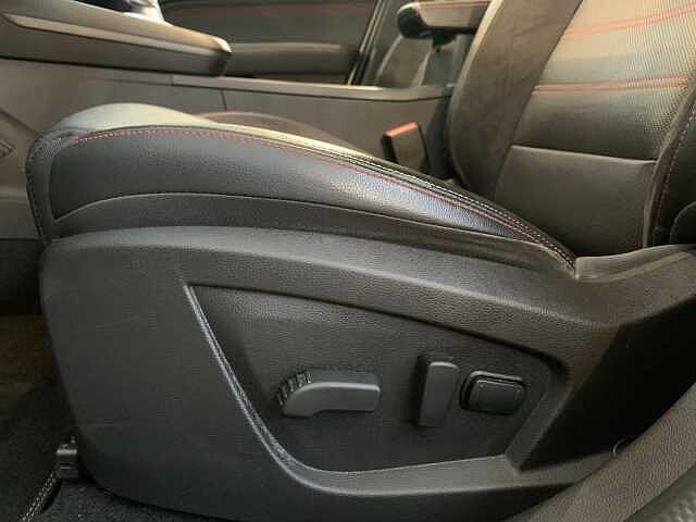 Renault Arkana Hybrid E-Tech 145 CV R.S. Line