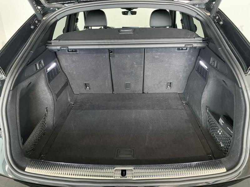 Audi Q5 Sportback 40 tdi Black Line quattro 204cv s-tronic