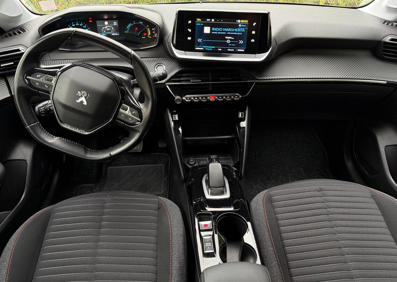 Peugeot 208 motore elettrico 136 CV 5 porte Active