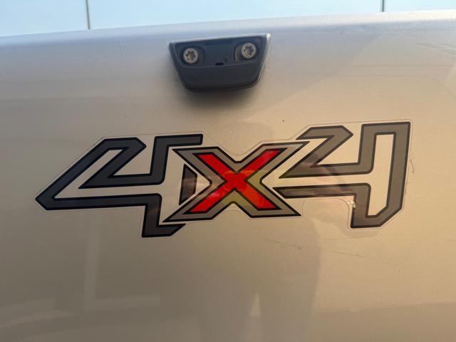 FORD Ranger 2.2 TDCi TEL CAB + CASSONE XL 2pt. (PARI AL NUOVO)