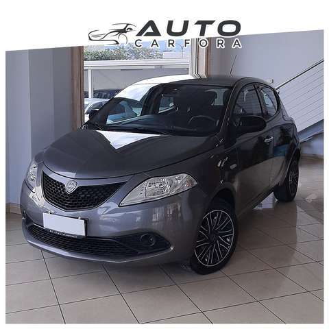 Lancia Ypsilon 1.2 69cv Gpl Gold