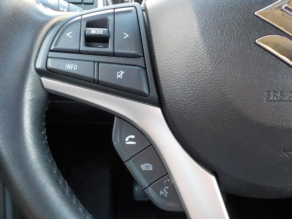 Suzuki Ignis 1.2 Hybrid Top