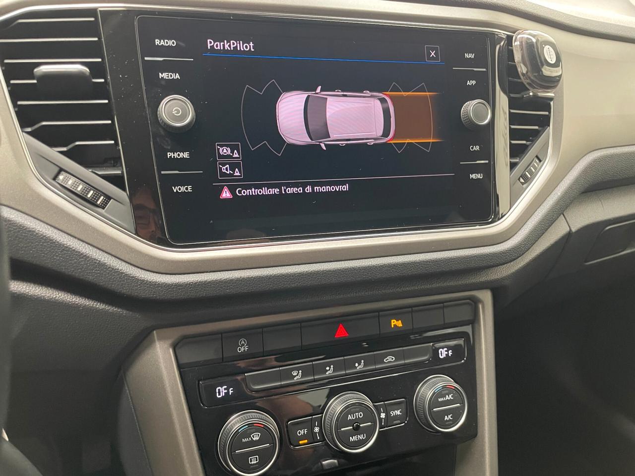 Volkswagen T-Roc 2.0 TDI 150 CV DSG Business BlueMotion Tec