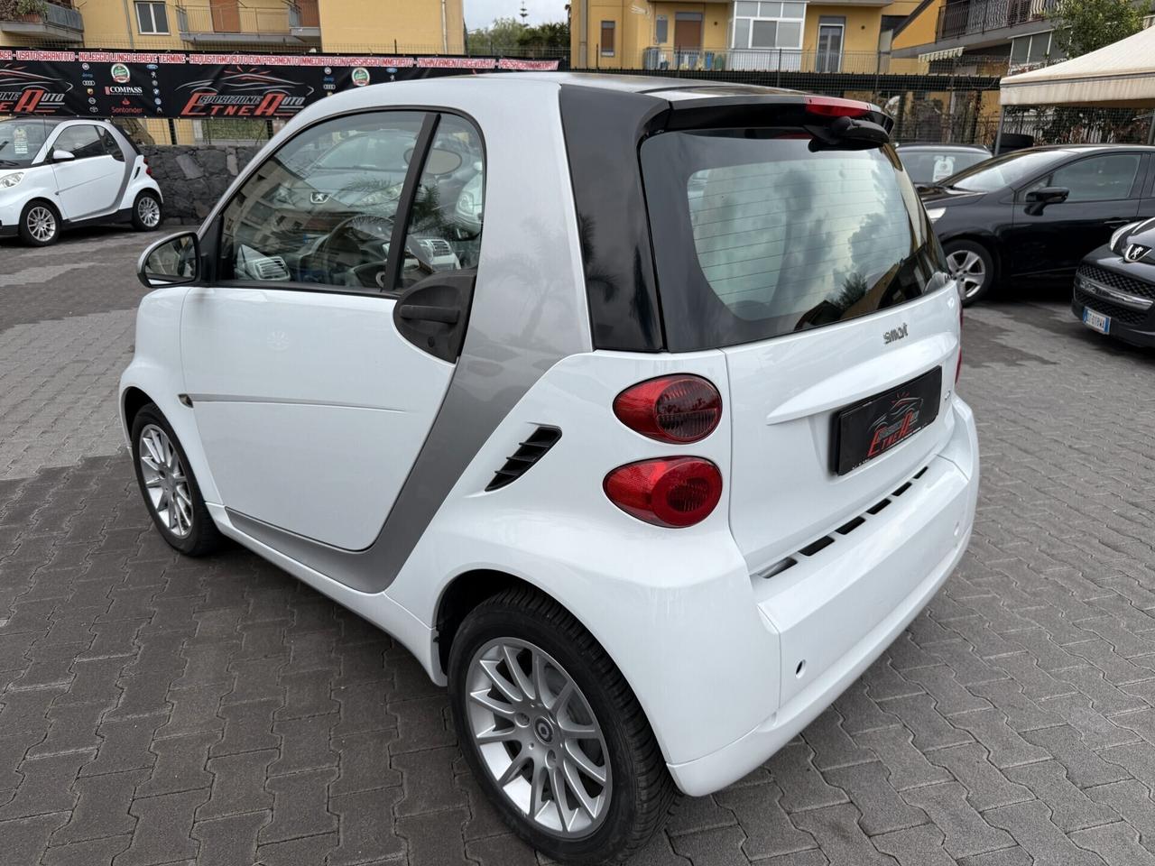 Smart ForTwo 800 Diesel White Edition