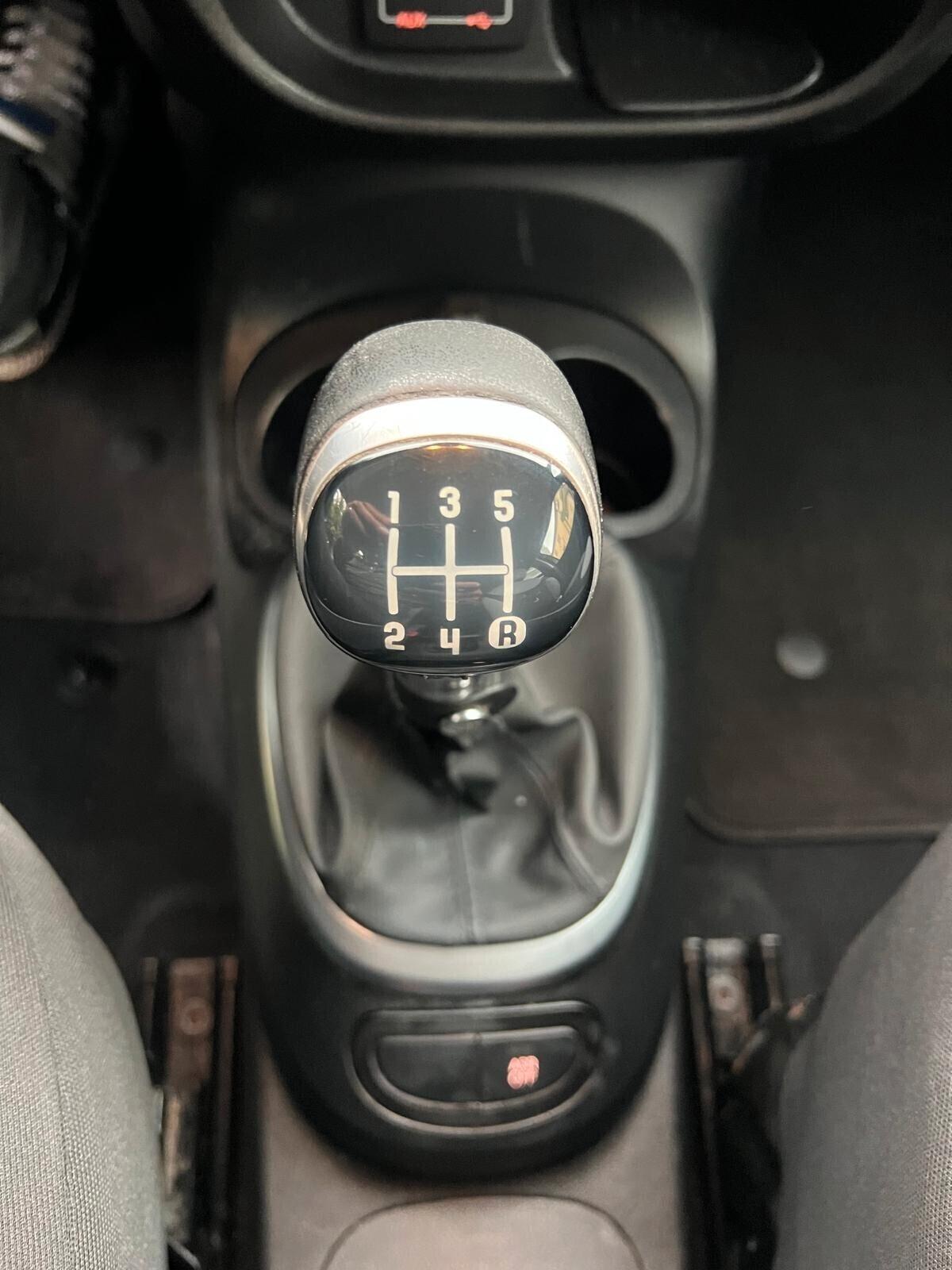 FIAT 500L 1.3 MULTIJET 95cv LOUNGE NEOPATENTATI