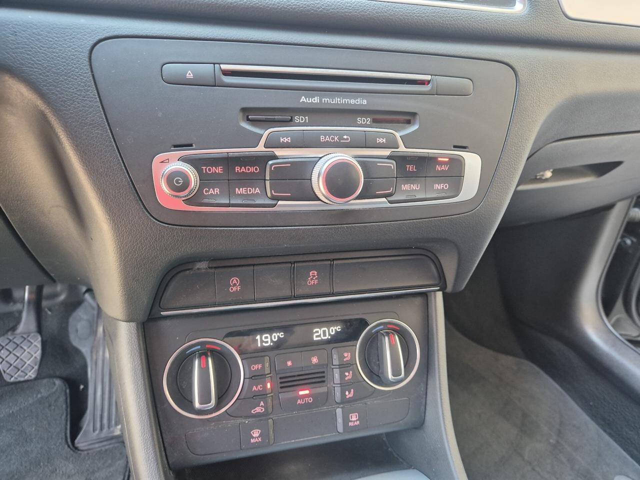 Audi Q3 2.0 TDI 120 CV Sport