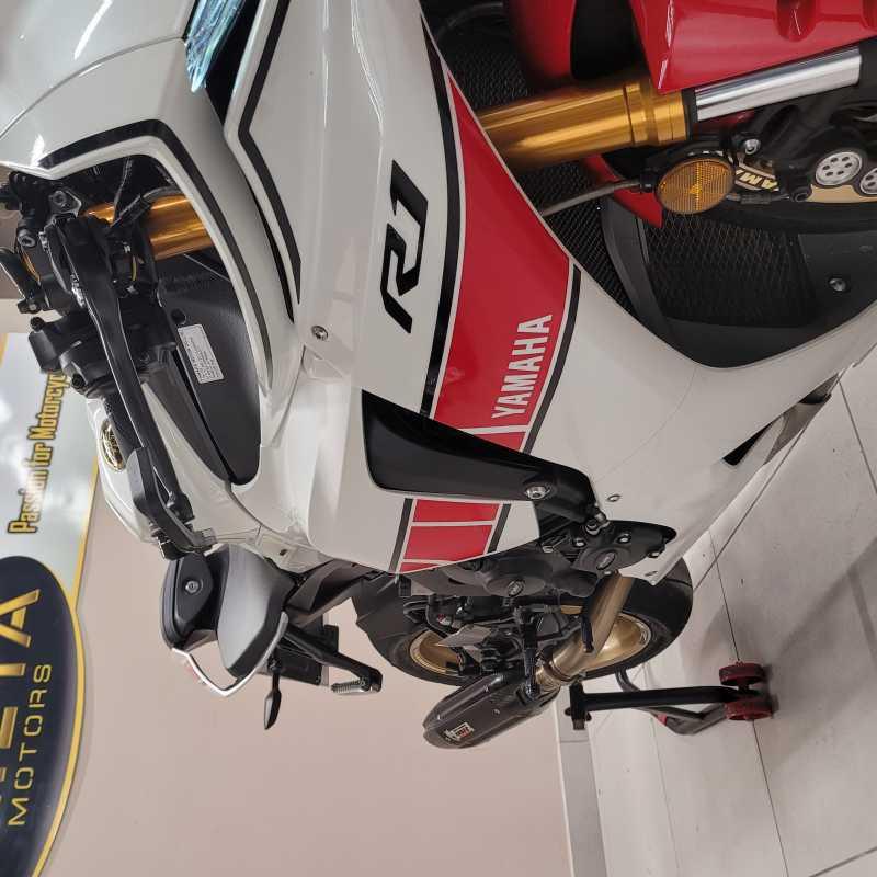 Yamaha YZF R1 World GP 60th Anniversary - 2023