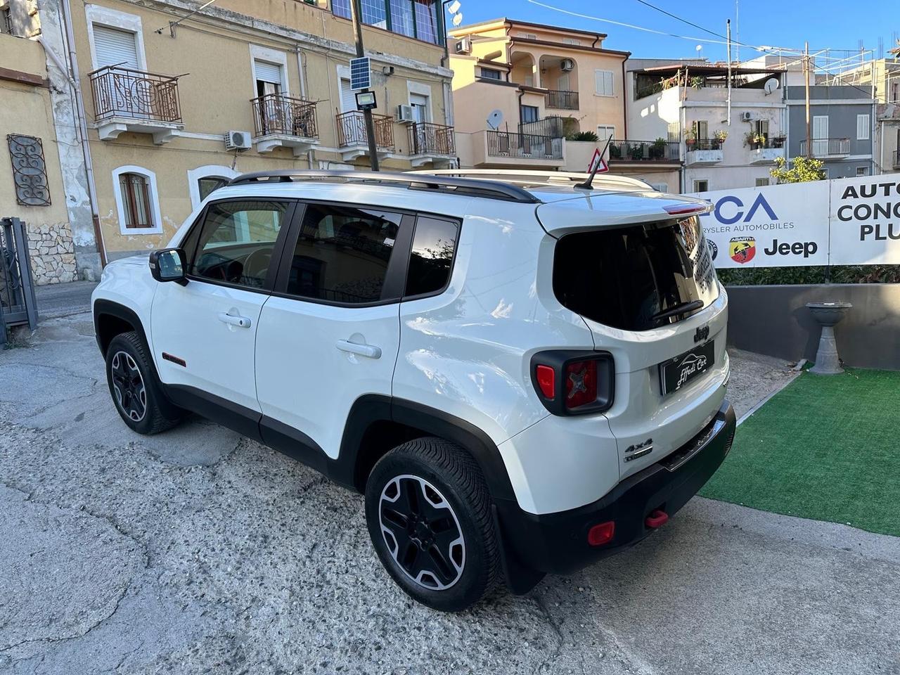Jeep Renegade 2.0 Mjt 170CV 4WD Active Drive Low Trailhawk