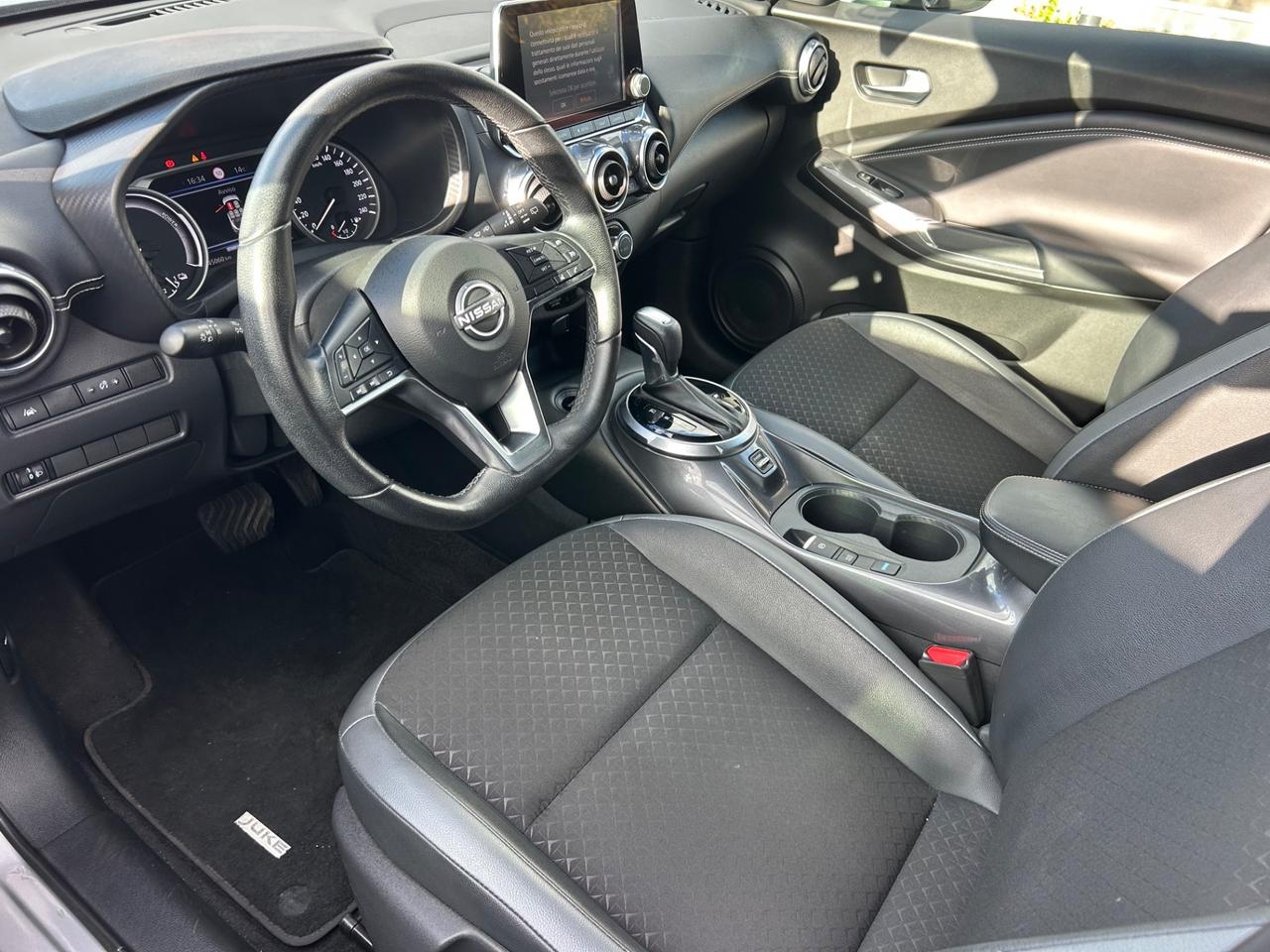 Nissan Juke 1.6 HEV N-Connecta