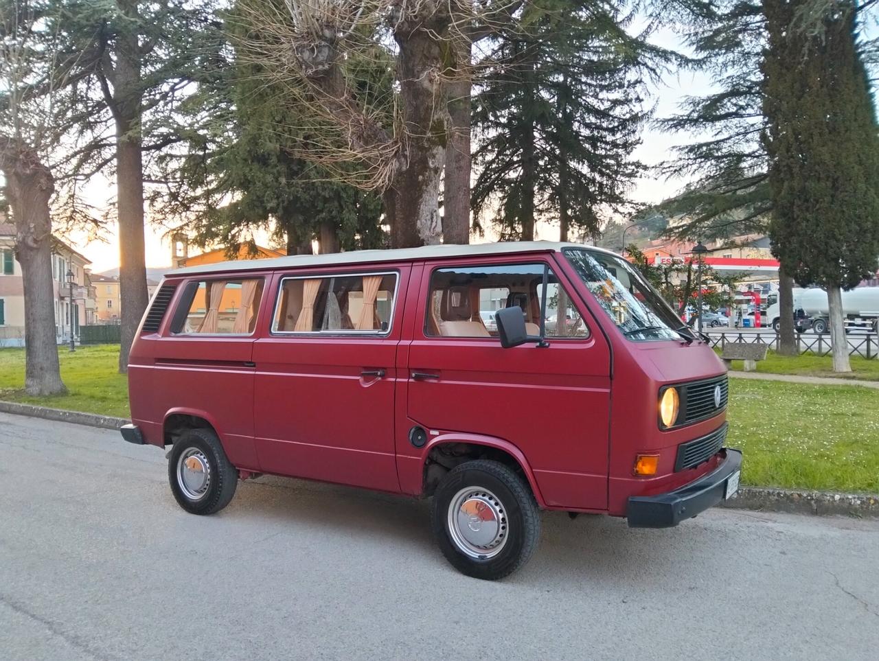 Volkswagen Caravelle