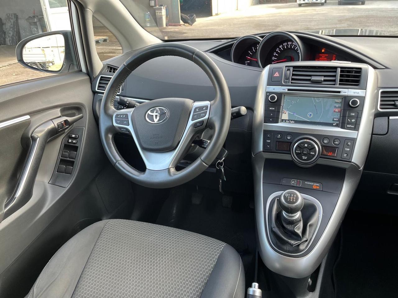 Toyota verso 1.6 D-4D- km 140000-12/2015