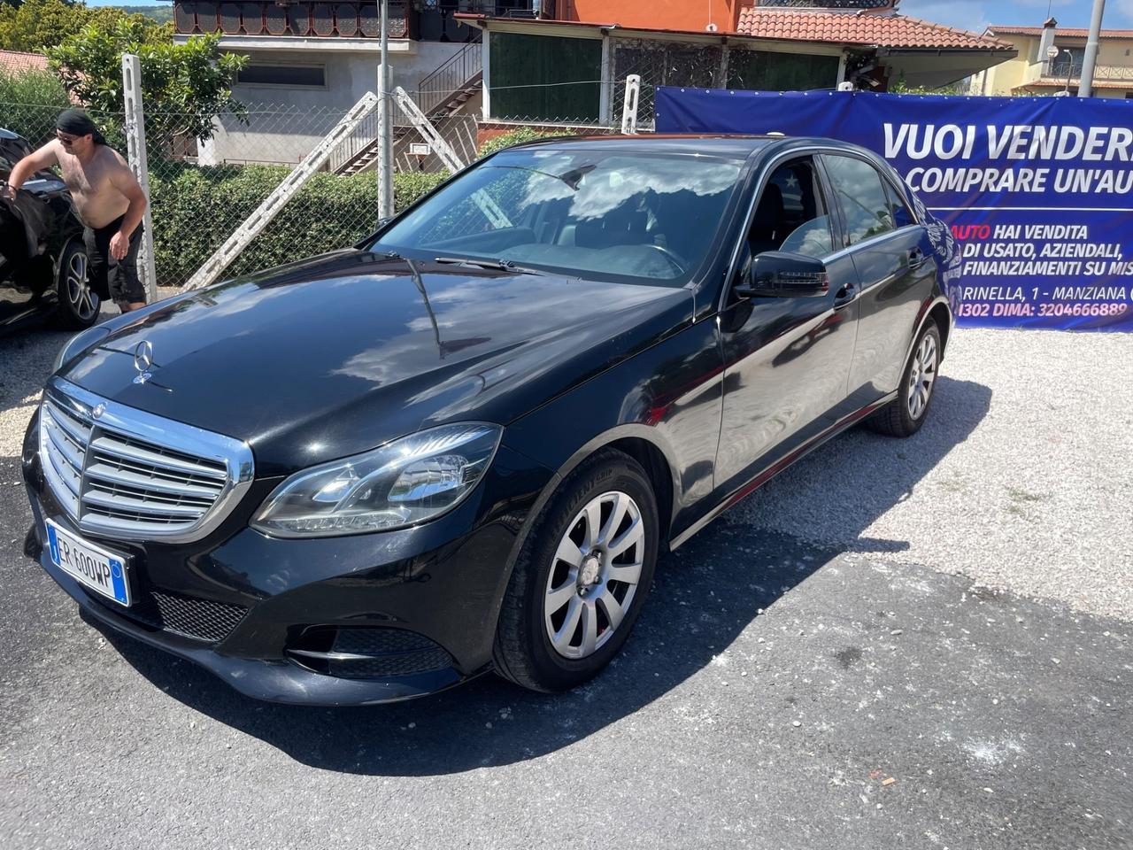 Mercedes-benz E 220 200 CDI Premium
