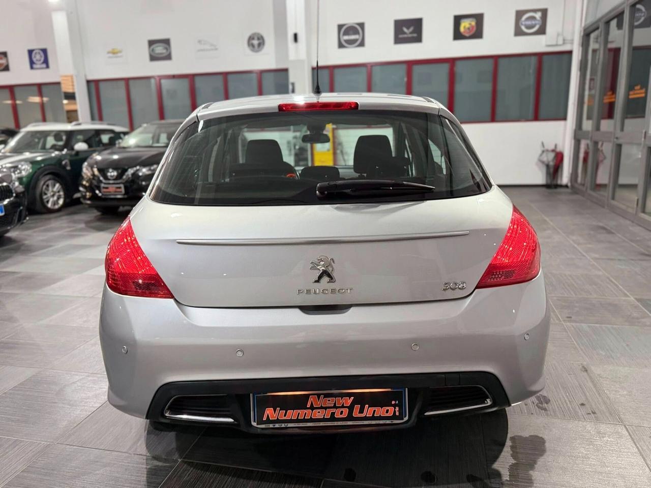 Peugeot 308 1.6 8V HDi 92CV 5p. Active 2012