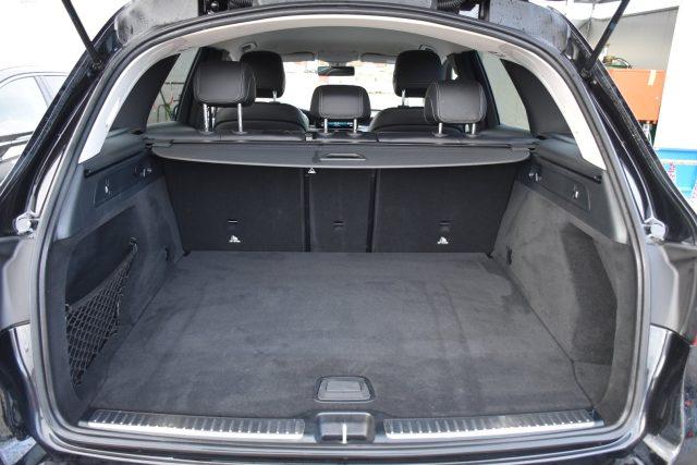 MERCEDES-BENZ GLC 220 d 4Matic Sport *PELLE, PEDANE, NAVI*